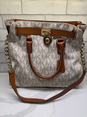Michael Kors Beige & Tan Logo Tote Bag - Hamilton Large